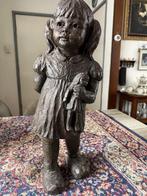 Sculptuur / Beeld van Geert Kunen. Meisje met Pop, uit 1978., Ophalen of Verzenden