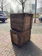 Antieke houten kisten van Firma Paul Sorbi Den Haag, Ophalen