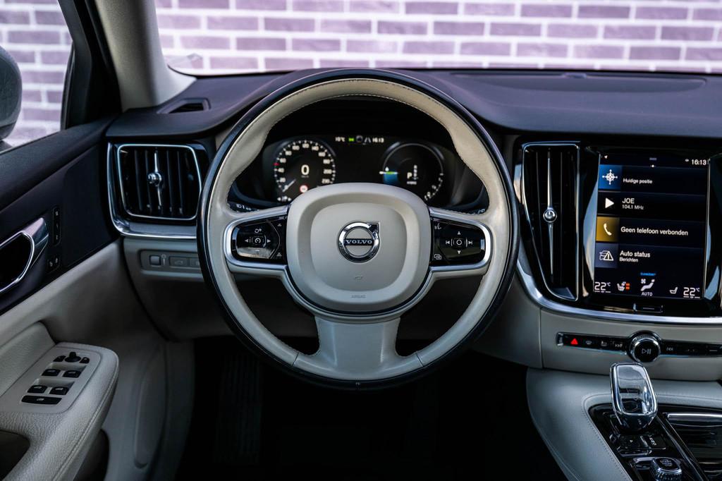 Volvo V60 2.0 T6 Recharge AWD Inscription | Plug-in Hybrid (, 12 maanden, Gebruikt, Euro 6, 4 cilinders