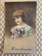 Heureux Anniversaire - Dame met bloemen (NN), Ophalen of Verzenden, Voor 1920, Gelopen, Overige thema's