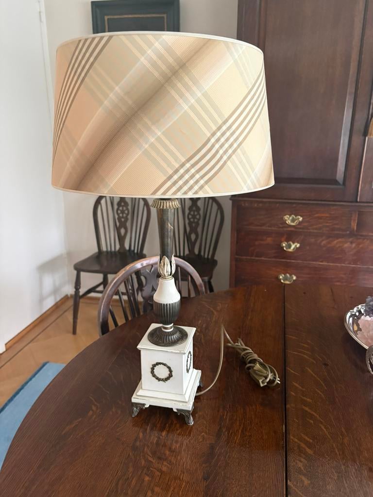 Klassieke lampenvoet met geruite zijden kap, Ophalen of Verzenden, Zo goed als nieuw