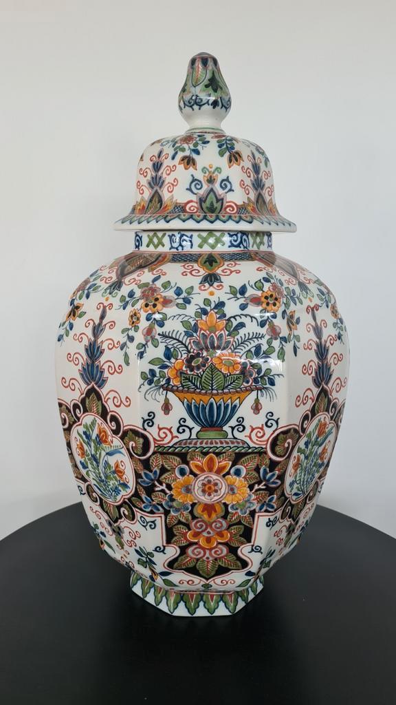 Zeer grote deksel vaas Tichelaar Makkum, Antiek en Kunst, Antiek | Keramiek en Aardewerk, Ophalen