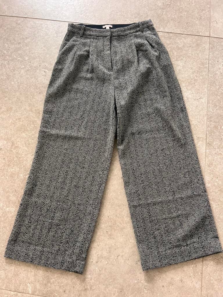 Nieuwe grijze pantalon maat 42, Kleding | Dames, Broeken en Pantalons, Maat 42/44 (L), Ophalen of Verzenden, Zo goed als nieuw