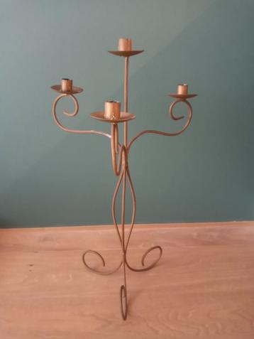 63hg. vloer)kandelaar voor 4 kaarsen goudkleurig kerstsfeer  beschikbaar voor biedingen