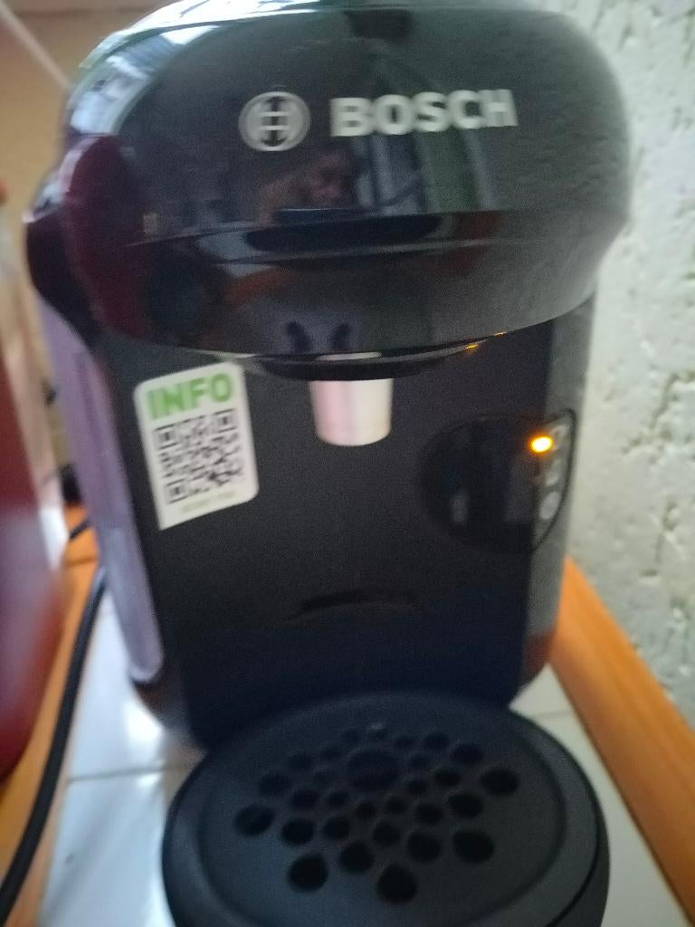 Bosch tassimo koffie zet apparaat, Witgoed en Apparatuur, Koffiezetapparaten, Zo goed als nieuw, Koffiepads en cups, Koffiemachine