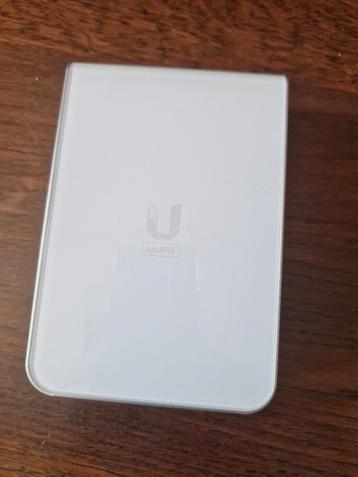 Ubiquiti unifi u6 in-wall beschikbaar voor biedingen
