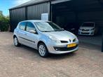 Renault Clio 1.2 16V 5-DRS 2009 Grijs /CRUISE/AIRCO/, Voorwielaandrijving, 74 pk, Origineel Nederlands, Handgeschakeld