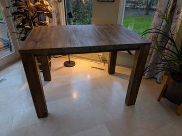 Tafel solide hout 130cmx90cm (Henders en Hazel) beschikbaar voor biedingen