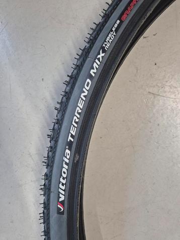 Vittoria Terreno Mix tubeless 40mm nieuw 2x beschikbaar voor biedingen