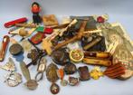Partij antiek snuisterij mesjes fietsplaatjes en divers ., Antiek en Kunst, Ophalen of Verzenden