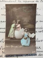 Joyeuses Pâques - meisje met groot paasei, Ophalen of Verzenden, Voor 1920, Gelopen, Feest(dag)