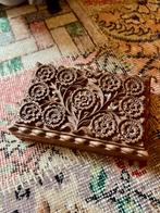 Vintage antiek gegraveerd houten sieradendoosje kistje doos, Antiek en Kunst, Ophalen of Verzenden