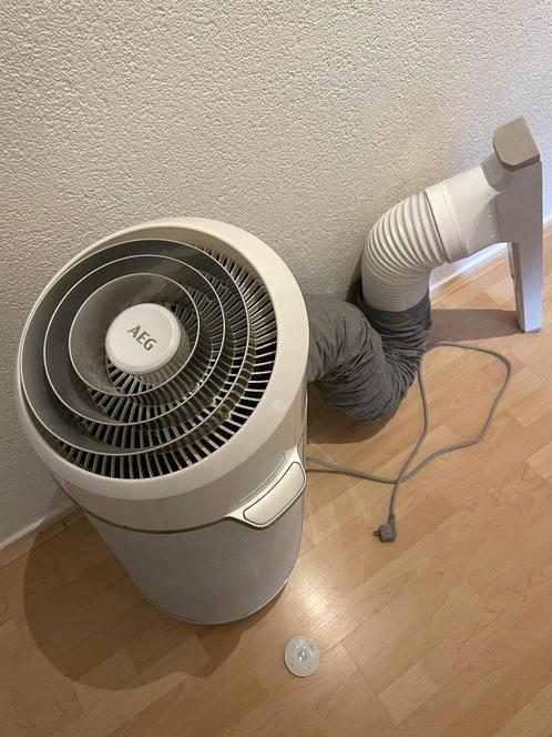 Airconditioning AEG AXP26V578HW, Witgoed en Apparatuur, Airco's, Zo goed als nieuw, Mobiele airco, Minder dan 60 m³, 3 snelheden of meer