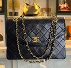 Chanel Flap Bag Half Moon vintage, Gebruikt, Avondtasje, Zwart, Ophalen