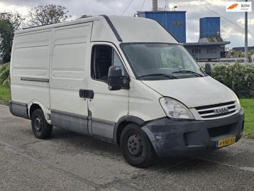 Iveco Daily 35S14V EEV 330 H3 beschikbaar voor biedingen