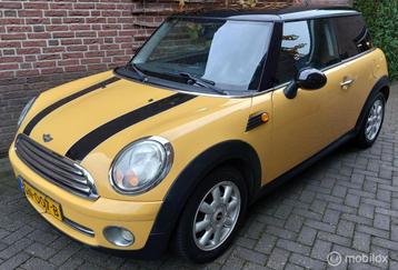 Mini Mini 1.6 Cooper FRAAI EN SPORTIEF! NIEUWE DISTRIBUTIE! beschikbaar voor biedingen