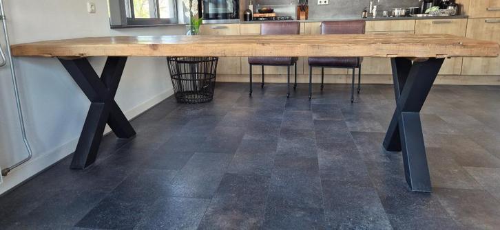 Robuuste landelijke eetkamertafel 2.40 m ÷ .1.00 m, Huis en Inrichting, Tafels | Eettafels, Gebruikt, 100 tot 150 cm, 200 cm of meer