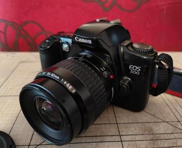 Canon EOS 500 body + Canon Zoom Lens EF 35-80 mm  beschikbaar voor biedingen