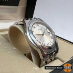 Gucci Vintage Horloge 5500M, Zo goed als nieuw