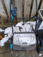 Gratis: Verticuteermachine & Grasmaaier - Zelden Gebruikt, Tuin en Terras, Grasmaaiers, Ophalen of Verzenden, Gebruikt, Elektrische grasmaaier