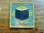 Biblia 1804 - 1954, reliëftegel Delft voorstelling open boek, Ophalen of Verzenden