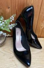 Tamaris schoenen maat 38 [DM], Zwart, Ophalen of Verzenden, Zo goed als nieuw, Schoenen met hoge hakken
