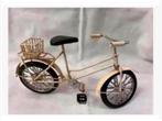 Klein metalen fietsje voor bv. plant, geel, mand, Clayre Eve, Antiek en Kunst, Curiosa en Brocante, Ophalen of Verzenden