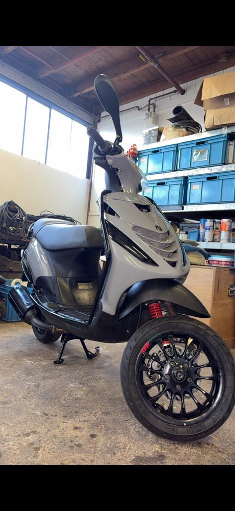 Zip 180cc, Fietsen en Brommers, Scooters | Piaggio, Zo goed als nieuw, Zip, Tweetakt, Ophalen