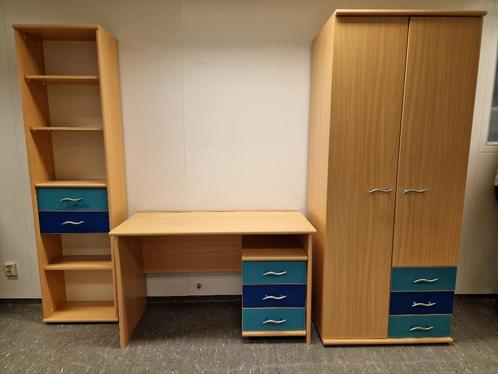 Nette (kinder)kledingkast, boekenkast en bureau met ladeblok, Huis en Inrichting, Kasten | Kledingkasten, Gebruikt, 150 tot 200 cm