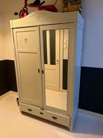 Oude linnenkast uit de jaren '50, Ophalen