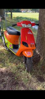 Piaggio zip type 2, Fietsen en Brommers, Scooters | Piaggio, Ophalen, Tweetakt, Maximaal 45 km/u, Zo goed als nieuw