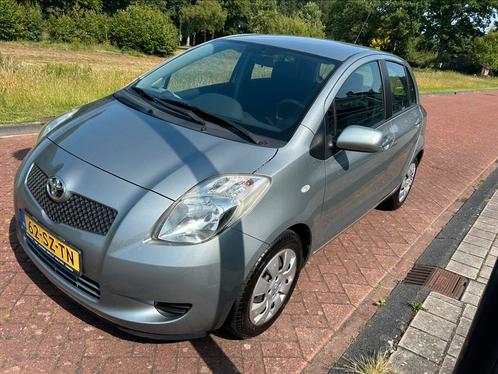 Toyota Yaris 1.3 16V Vvt-i 5DR 2006 Sol Airco Trekhaak Deale, Auto's, Toyota, Particulier, Yaris, ABS, Airbags, Airconditioning