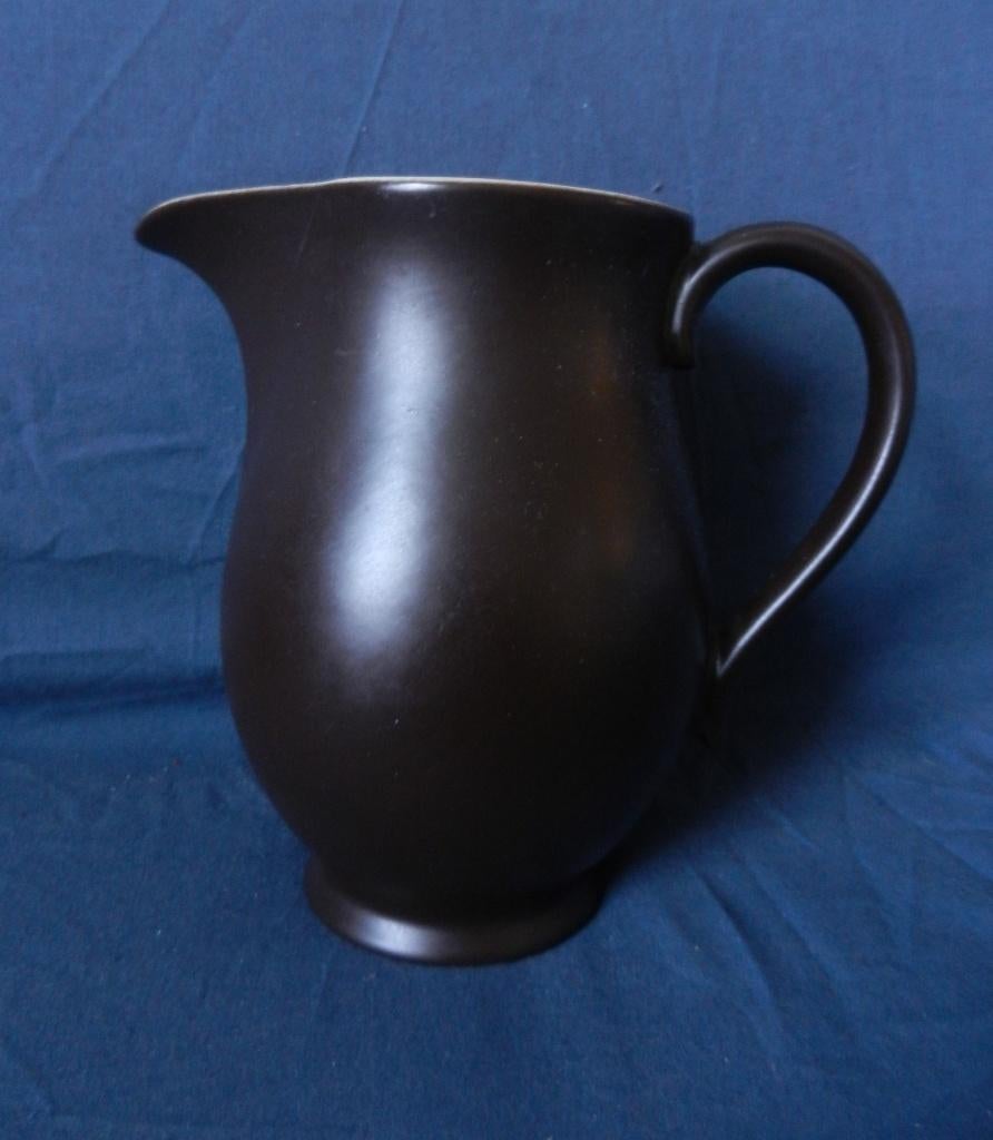 Kan / Melkan zwart Potterie De Driehoek Huizen F375 h. 19 cm, Antiek en Kunst, Ophalen of Verzenden