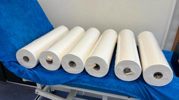 Papier rollen voor behandelbanken. 6 stuks. Ongeopend beschikbaar voor biedingen