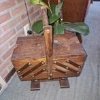 Antiek Naaikistje met Handvat, Ophalen