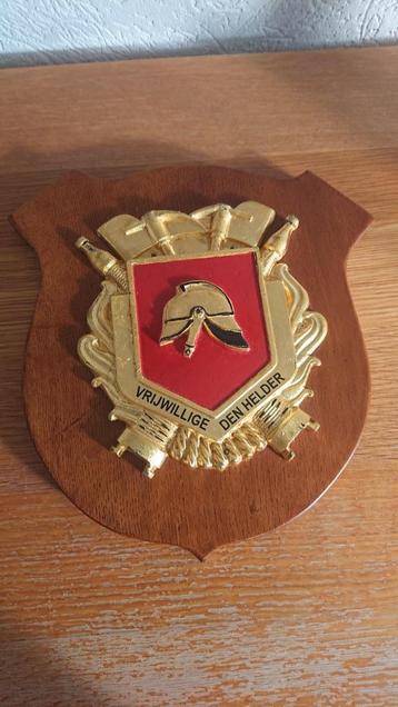 Groot Wapenschild Brandweer Den Helder Vrijwillige  beschikbaar voor biedingen