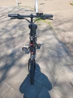 DYU elektrische fiets, Fietsen en Brommers, Elektrische fietsen, Ophalen of Verzenden, Zo goed als nieuw, 30 tot 50 km per accu
