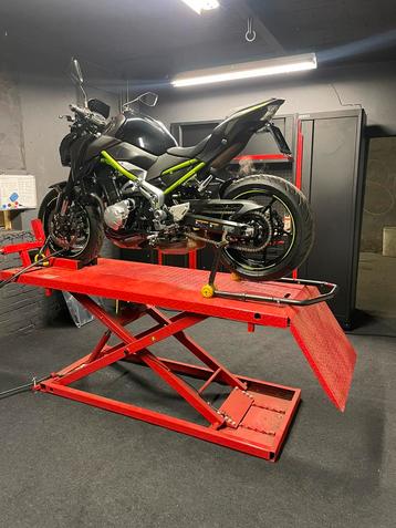 Motoren - onderhoud - reparatie  beschikbaar voor biedingen
