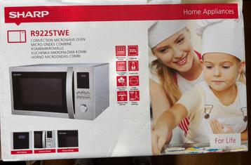 Sharp Home Appliances R-922STWE beschikbaar voor biedingen