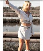 Moost Wanted SETH CROPPED BLOUSE beige, Kleding | Dames, Tops, Beige, Maat 42/44 (L), Nieuw, Ophalen of Verzenden