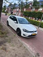 Volkswagen Golf 1.4 TSI Phev 150KW GTE 5D 2015 Wit, Auto's, Volkswagen, 4 cilinders, Wit, 1395 cc, 1499 kg
