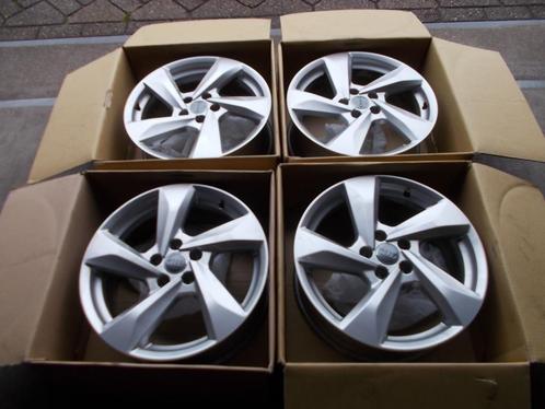 18 INCH ORIGINELE AUDI Q3 TIGUAN KODIAQ A3 GOLF CADDY VELGEN, Auto-onderdelen, Banden en Velgen, Banden en Velgen, Winterbanden