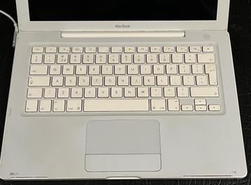 Apple MacBook 13” (2008) 2.1 GHz voor reparatie / onderdelen