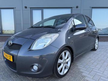 Toyota Yaris 1.8 VVTi TS / Leer / 17inch / Airco / Nette aut beschikbaar voor biedingen