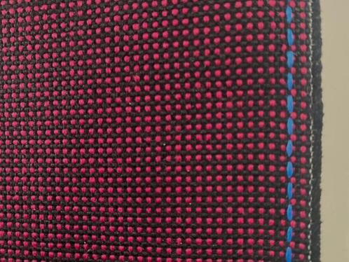 Kvadrat Pro; fuchsiaroze+zwart; 8 meter meubelstof, Hobby en Vrije tijd, Stoffen en Lappen, Nieuw, Overige materialen, 120 cm of meer