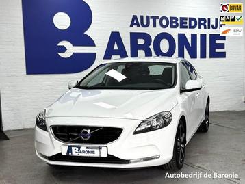 Volvo V40 1.6 T3 Momentum dealer onderhouden beschikbaar voor biedingen