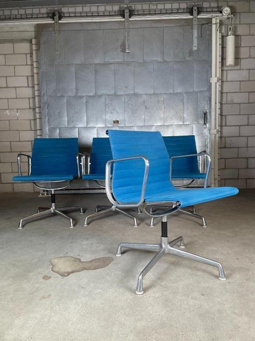 6x Herman Miller EA108, Huis en Inrichting, Bureaustoelen, Gebruikt, Blauw, Ophalen