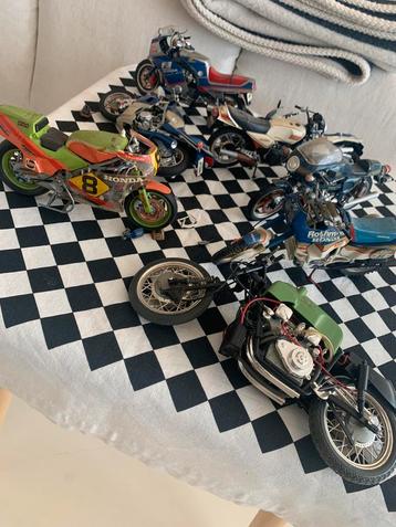 Modelbouw classic motoren beschikbaar voor biedingen