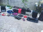 partij 24 x tassen o.a. weekend/ sport tassen handtassen rug, Sieraden, Tassen en Uiterlijk, Tassen | Reistassen en Weekendtassen
