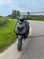 Piaggio zip en viva city teruil, Fietsen en Brommers, Scooters | Piaggio, Ophalen, Zo goed als nieuw, Tweetakt, Zip